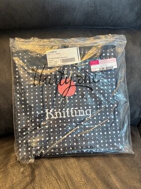 Thirty- One - Your Way Cube “Knitting” Embroidery - Ditty Dot